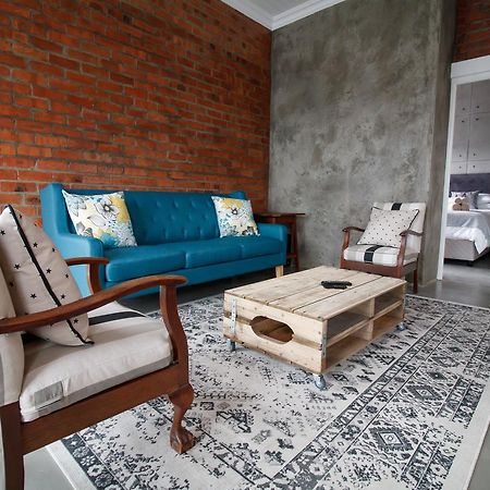 Rustic Retreat Apartment In Durbanville Eksteriør billede